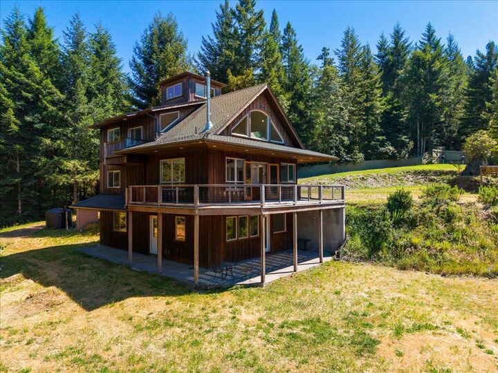 Property Photo:  5623 Kneeland Road  CA 95549 