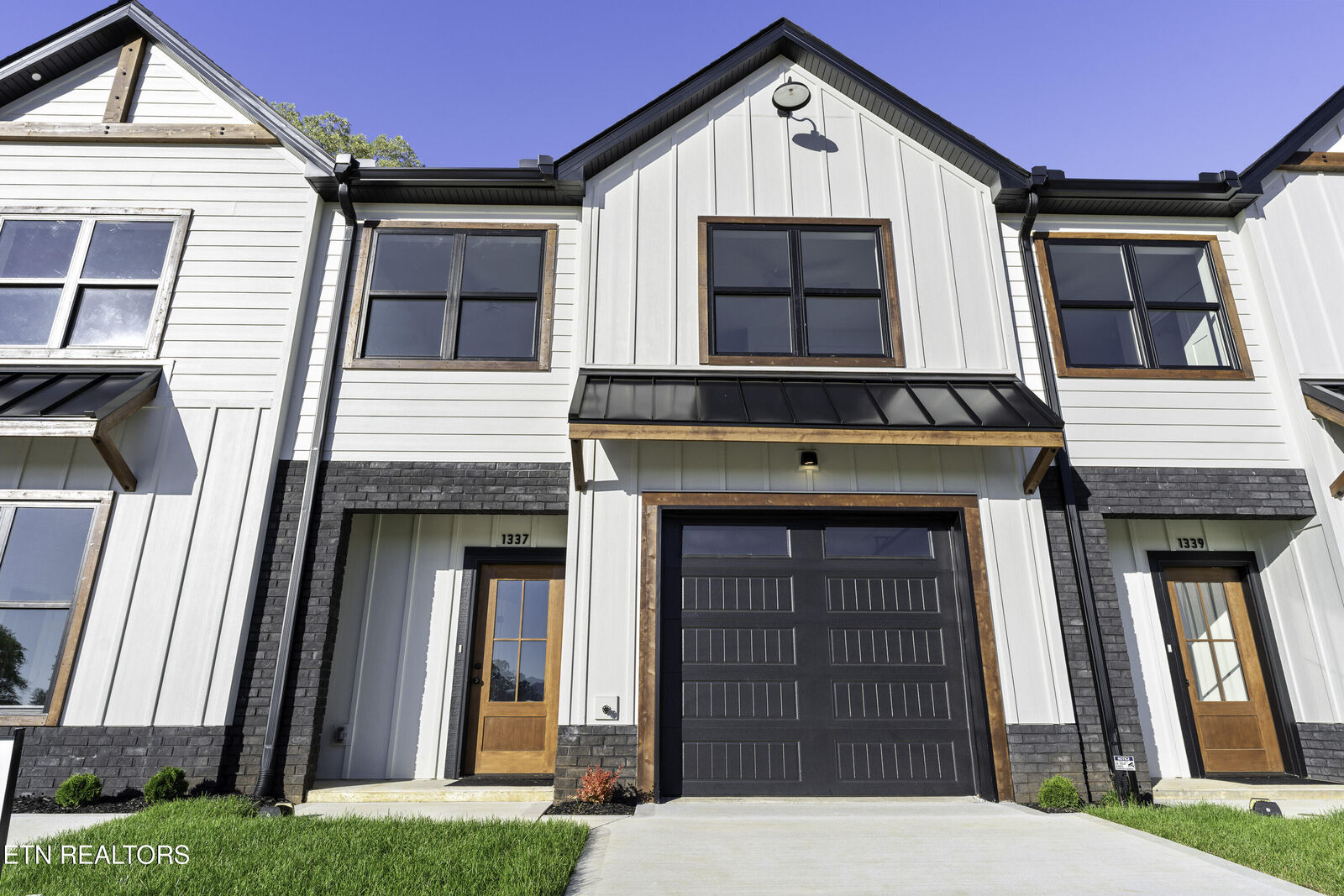 Property Photo:  1337 Grace Ridge Drive  TN 37862 