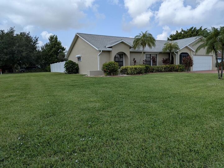 Property Photo:  201 Danby Road  FL 33936 