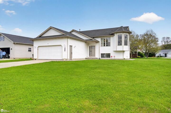 Property Photo:  11276 Autumn Breeze Trail  MI 48420 