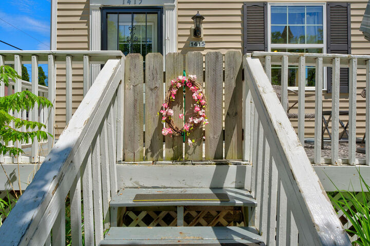 Property Photo:  1415 N 4th St  WI 53081 