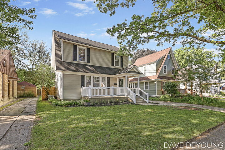 Property Photo:  1134 Hoyt Street SE  MI 49507 