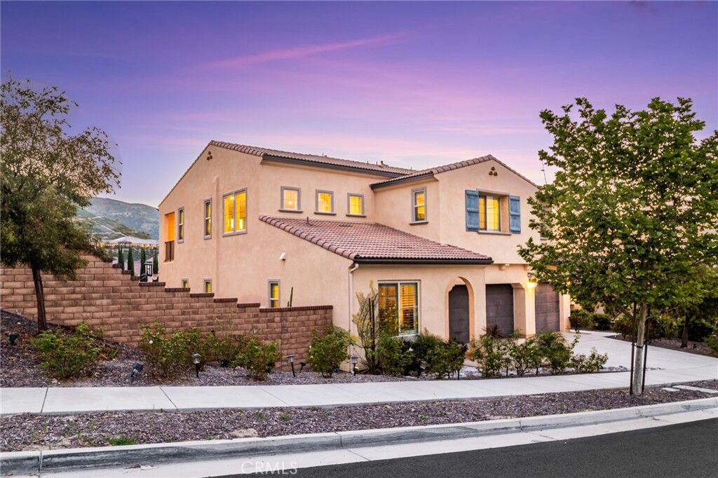 Property Photo:  2413 Sierra Bella Drive  CA 92882 