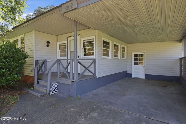 Property Photo:  1002 River Street  NC 28540 