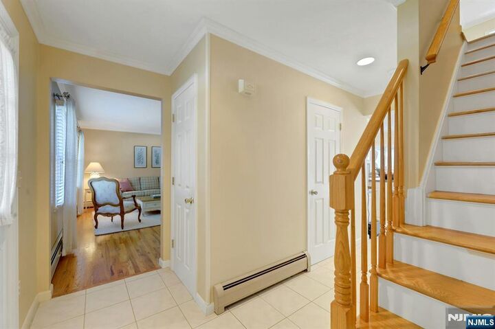 Property Photo:  25 Hollywood Avenue  NJ 07630 