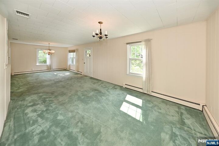 Property Photo:  173 Walnut Street  NJ 07647 
