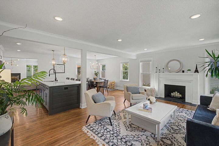 Property Photo:  5925 Dupont Avenue S  MN 55419 