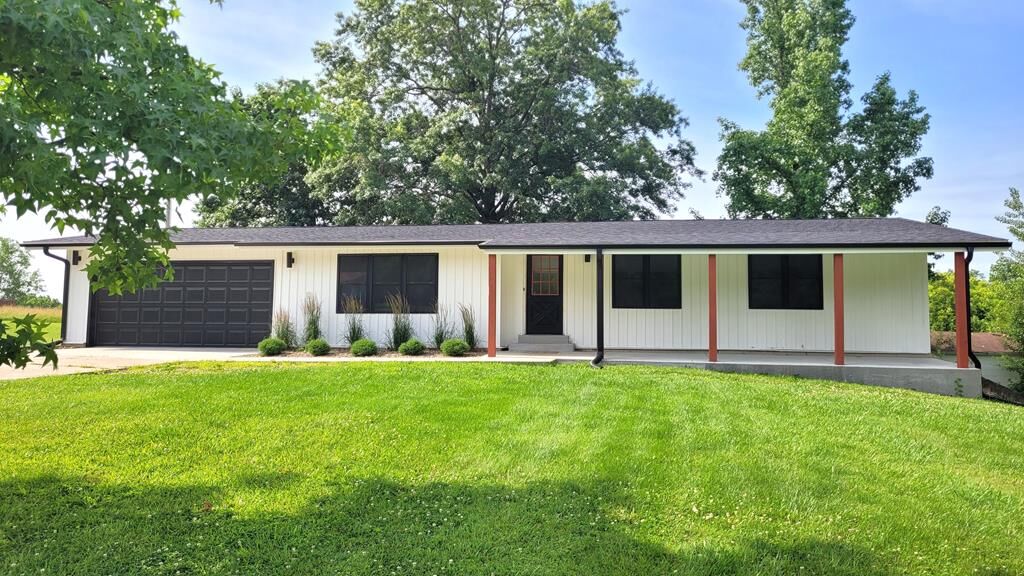 Property Photo:  18 Trenton Road  MO 64601 