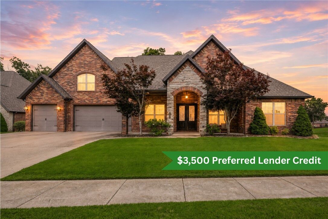 Property Photo: 500 NE Lake Pointe Place AR 72712