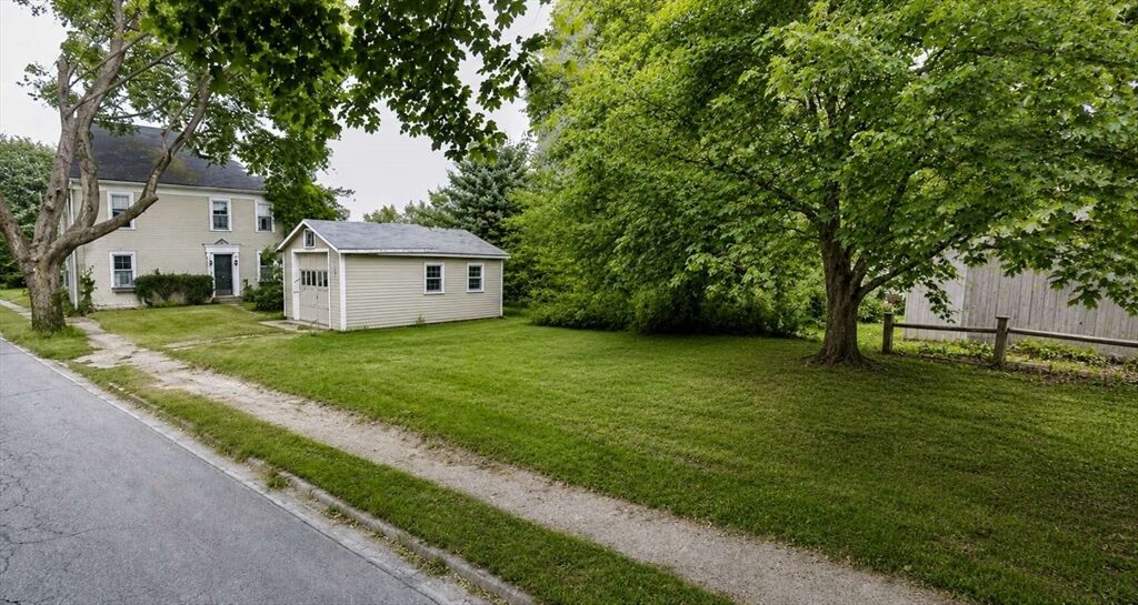Property Photo:  360 Merrimac Street  MA 01950 
