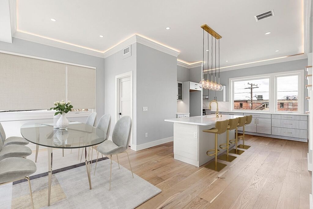 Property Photo:  312 Newton Street 2A  MA 02453 