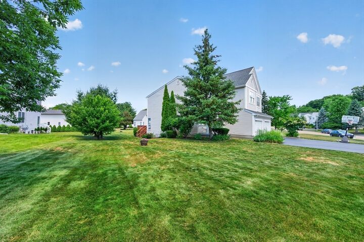 Property Photo:  82 Odonnell Ave L  MA 01545 