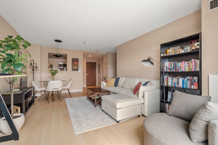 Property Photo:  950 Massachusetts Ave 514  MA 02139 