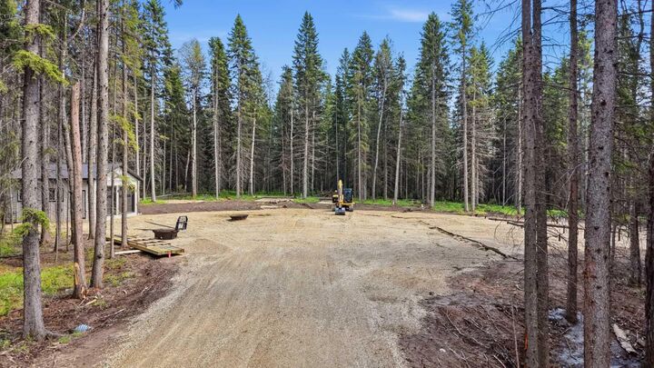 Property Photo: On Highway 761 AB T0M 1H0