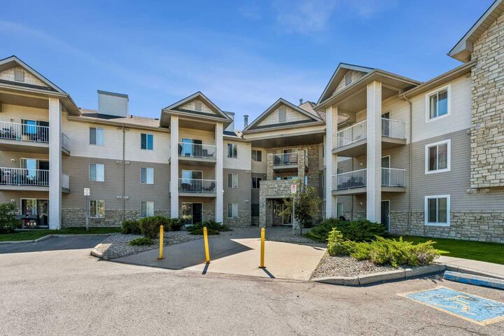 2600 66 Street NE 2108 — photo 1