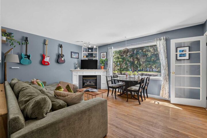 Property Photo:  624 Regal Park NE  AB T3E 0S6 