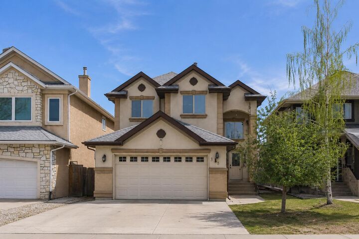 35 Cranleigh Drive SE — photo 1
