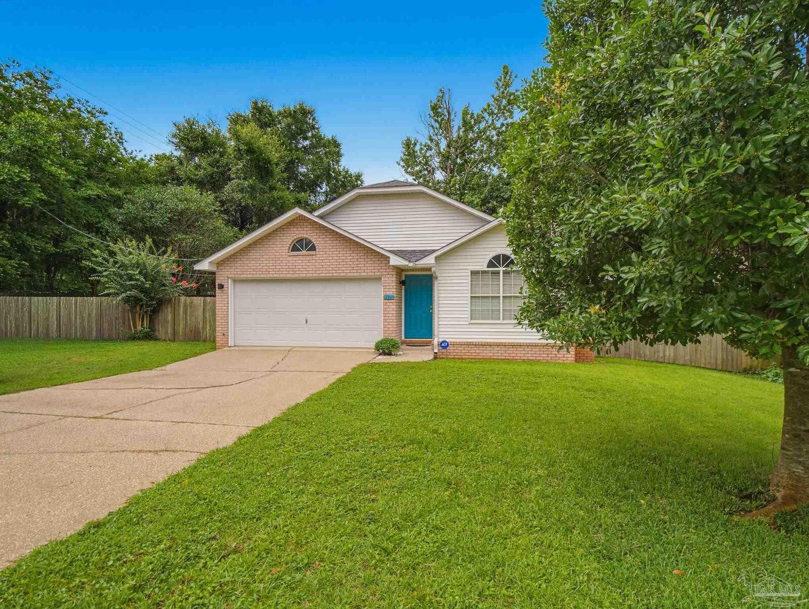 Property Photo:  4670 Baybrook Dr  FL 32526 