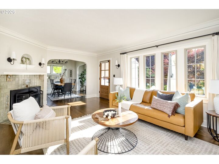 Property Photo:  3744 NE 24th Ave  OR 97212 