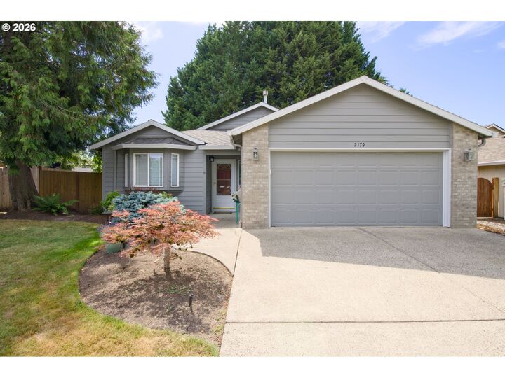 Property Photo:  2179 SE Glendale Ct  OR 97123 