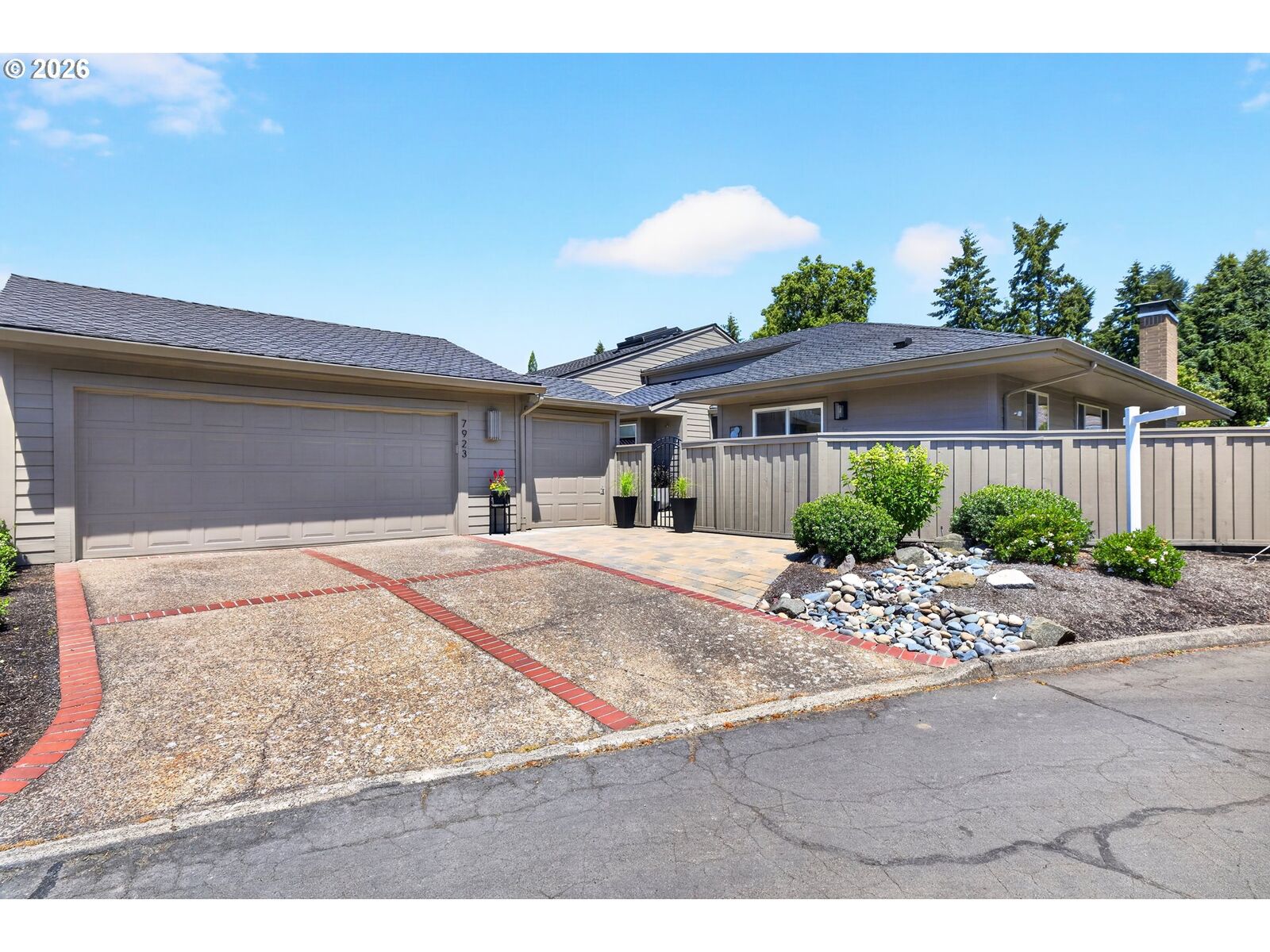 Property Photo:  7923 SW Sacajawea Way  OR 97070 