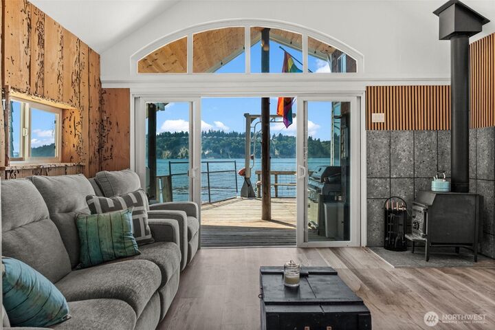 Property Photo: 53 N Salmon Beach WA 98407