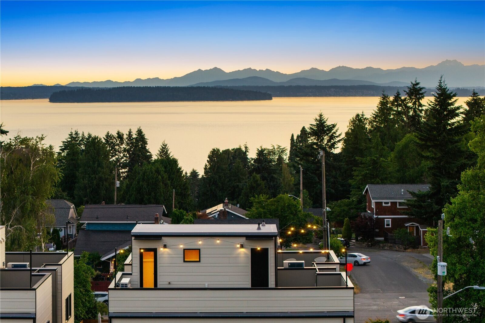 Property Photo: 4351 SW Willow Street WA 98136