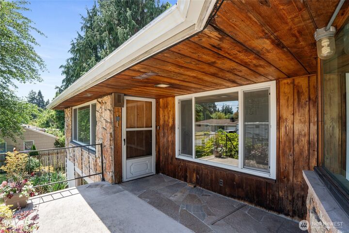 Property Photo:  14839  4th Avenue S  WA 98148 