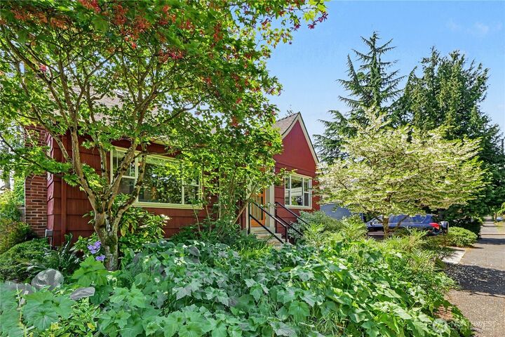 Property Photo:  351 NW 84th Street  WA 98117 