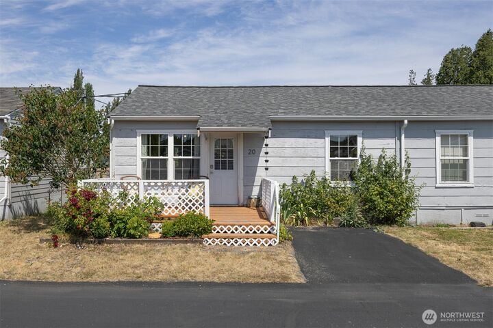 Property Photo:  7910  Birch Bay Drive 20  WA 98230 