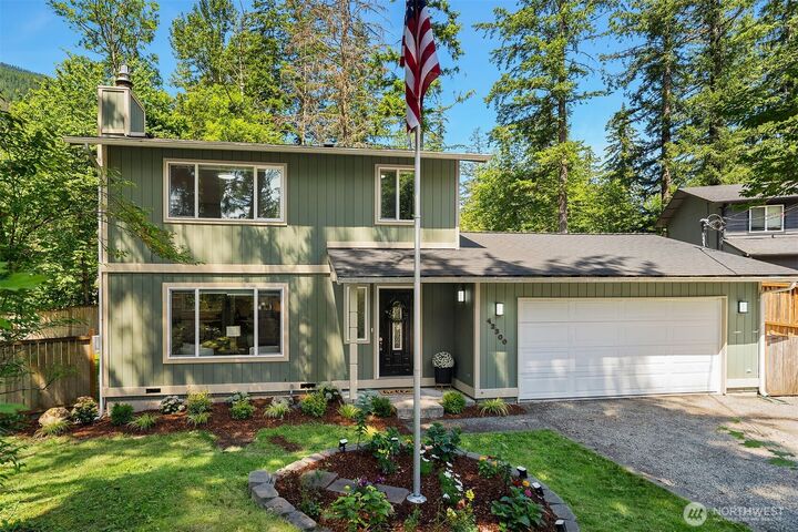 Property Photo:  42300 SE 168th Court  WA 98045 