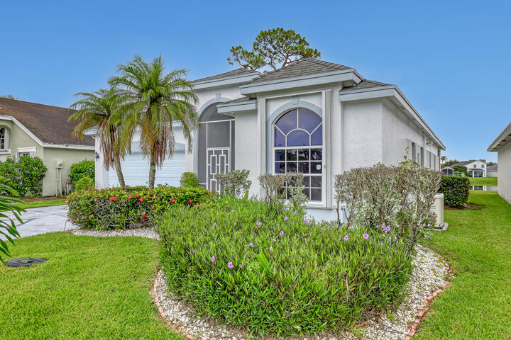 Property Photo:  101 Meadowlands Drive  FL 33411 