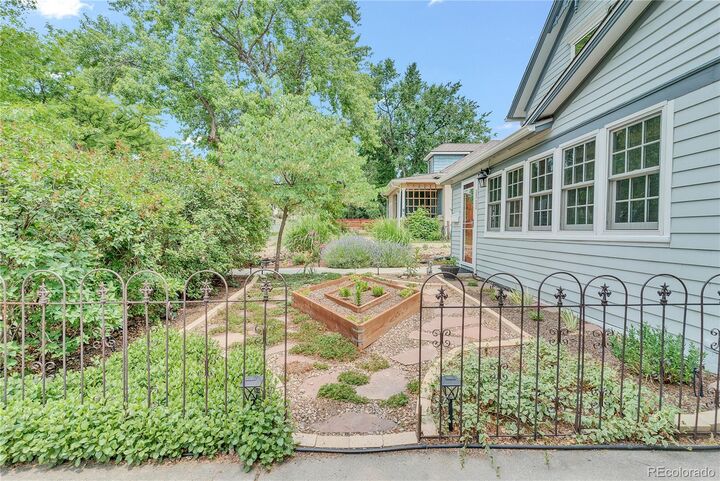 Property Photo:  2522 Benton Street  CO 80214 