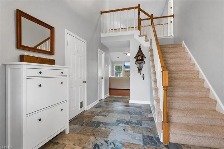 Property Photo:  119 E Wedgwood Dr  VA 23693 