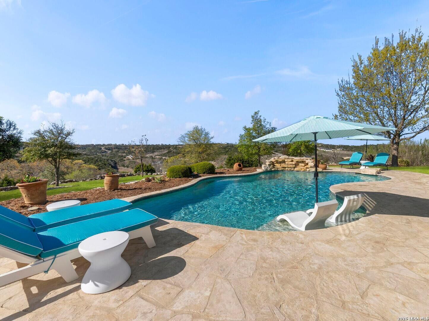 Property Photo: 616 Blue Diamond TX 78006