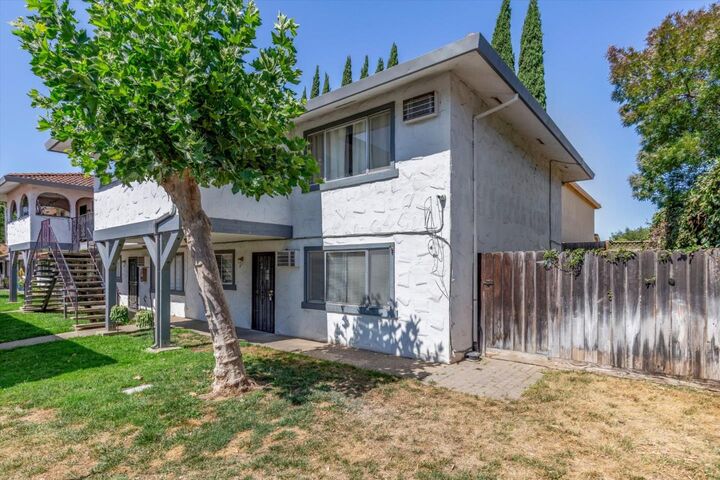 Property Photo:  1271 Juniper Drive 7  CA 95020 