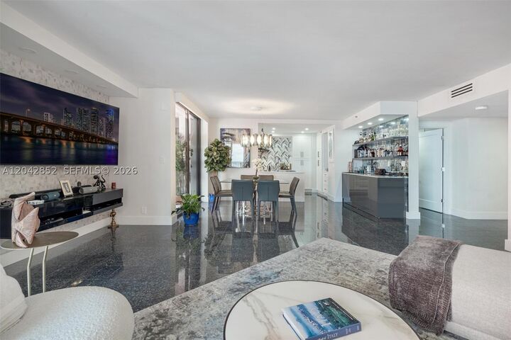 Property Photo: 1581 Brickell Ave 1805 FL 33129