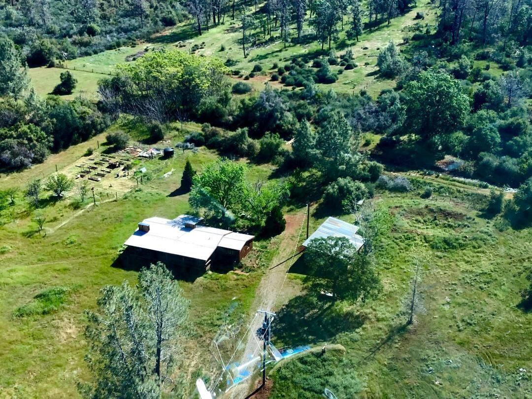 Property Photo:  21590 Purple Place  CA 96059 