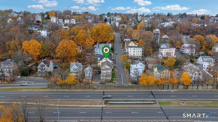 Property Photo:  146 Charles Street 3rd  CT 06708 