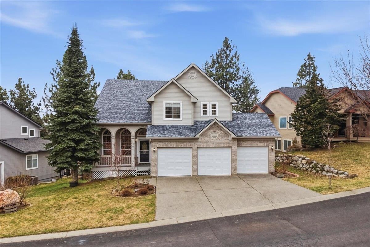 Property Photo:  8704 E Parkside Ln  WA 99217 