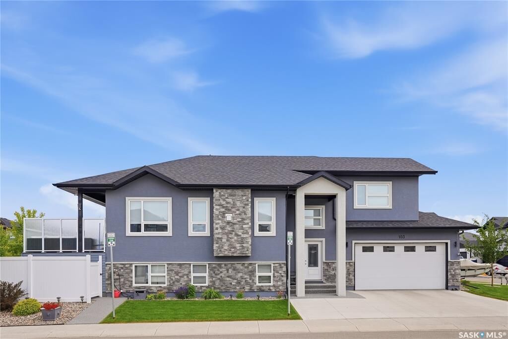 Property Photo:  103 Barrett Street  SK S7W 0Z6 