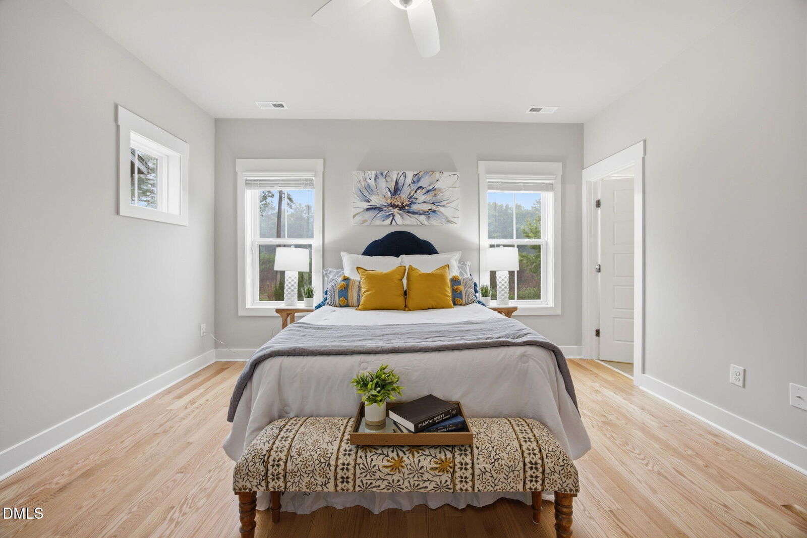 Property Photo: 542 Beacon Ridge Boulevard NC 27516