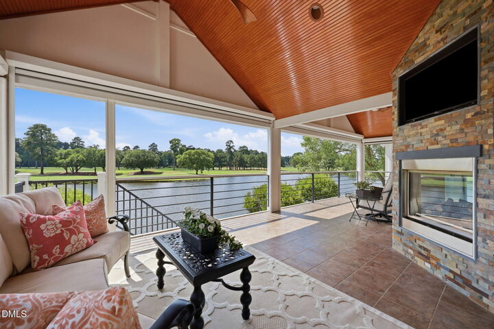 Property Photo:  743 Crabtree Crossing Parkway  NC 27513 