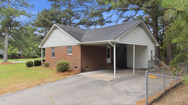 Property Photo: 3100 Ridgecrest Drive NC 27803