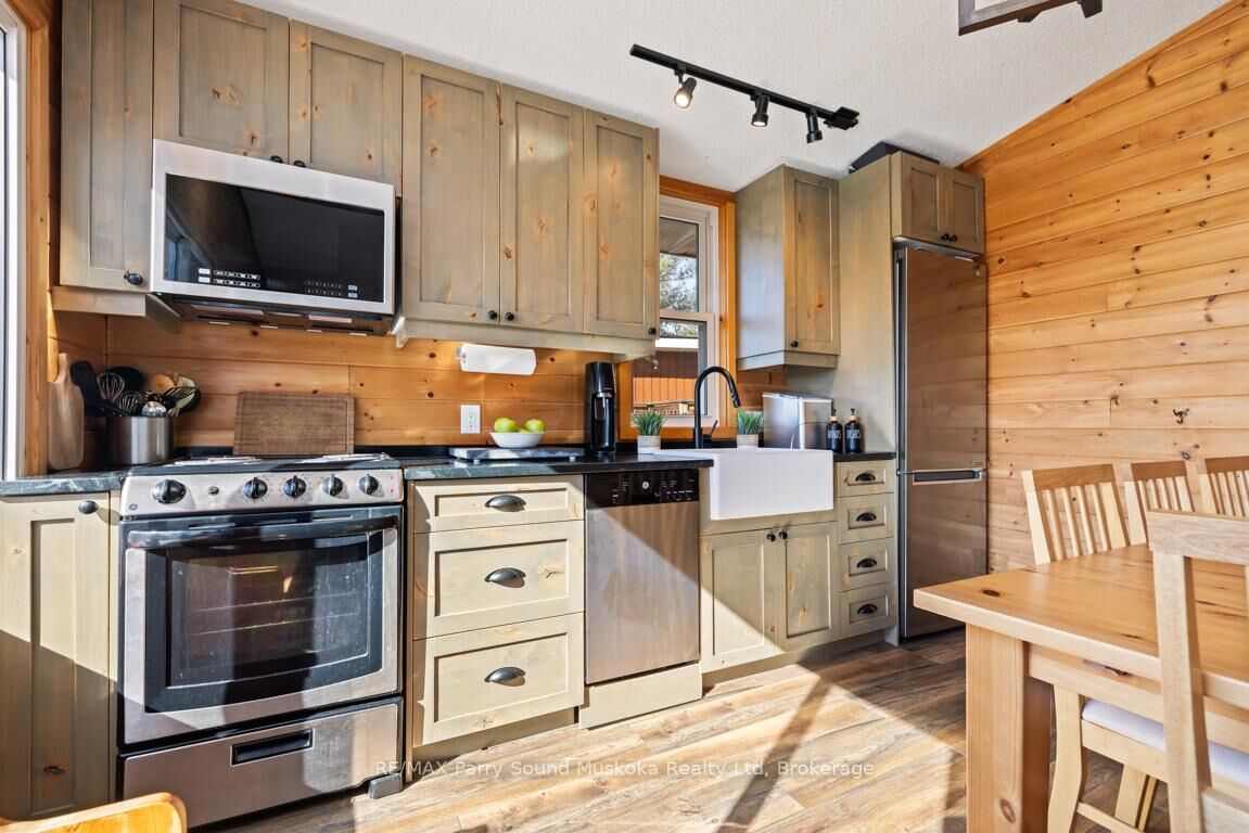 Property Photo: 111 North Shore Road 5 ON P0G 1K0