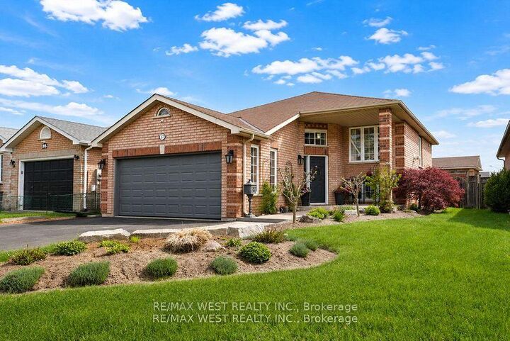 Property Photo:  37 Kell Place  ON L4N 9K5 