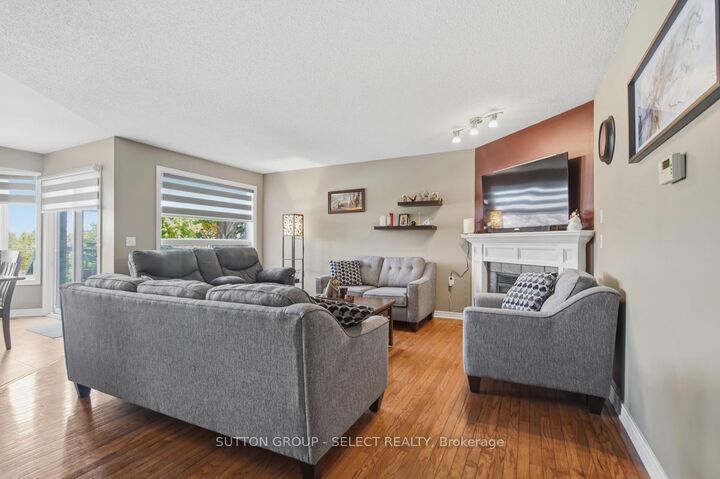Property Photo:  1789 Devos Drive  ON N5X 4H9 