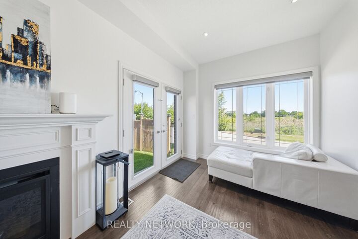 Property Photo: 104 Sonoma Valley Crescent ON L9B 0J3