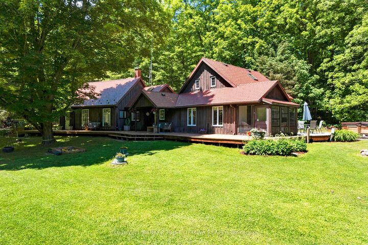 Property Photo: 1358 Rideau Ferry Road ON K7H 3C7