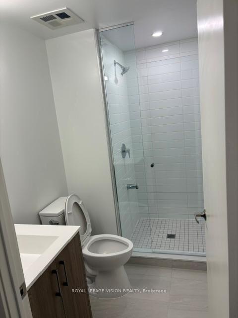 Property Photo:  4010 Eglinton Avenue W 617  ON M9A 0G5 
